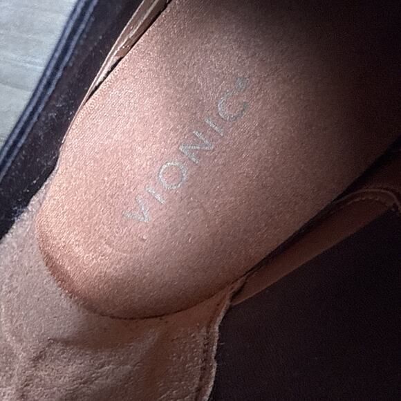 Vionic Evergreen Pull On Boots Sz 8.5 Brown Leather Water Resistant Lightweight - Picture 9 of 11